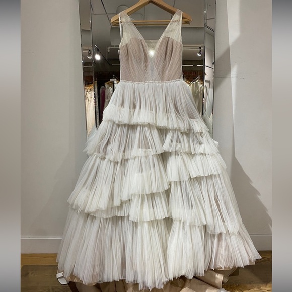 WToo by Watters ruffled wedding gown - never worn - Picture 3 of 4